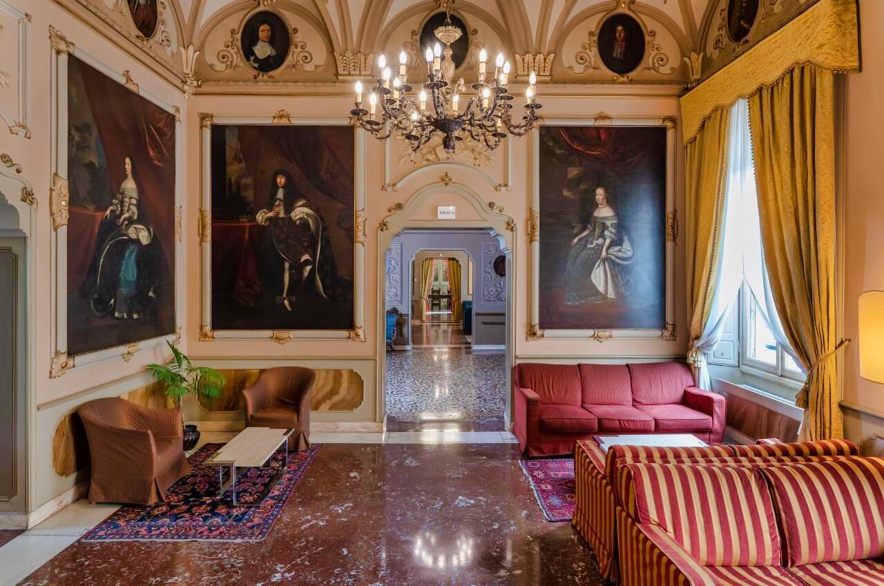 Phi Hotel Canalgrande